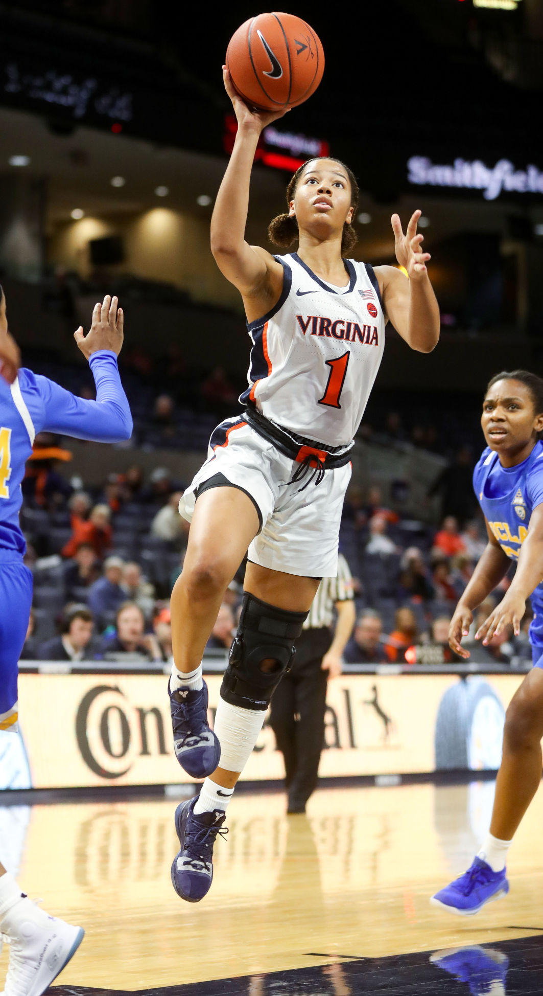 20191201_cdp_sports_UVa_wbball243.JPG